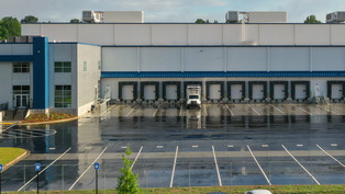 Primus-built cold storage distribution facility exterior